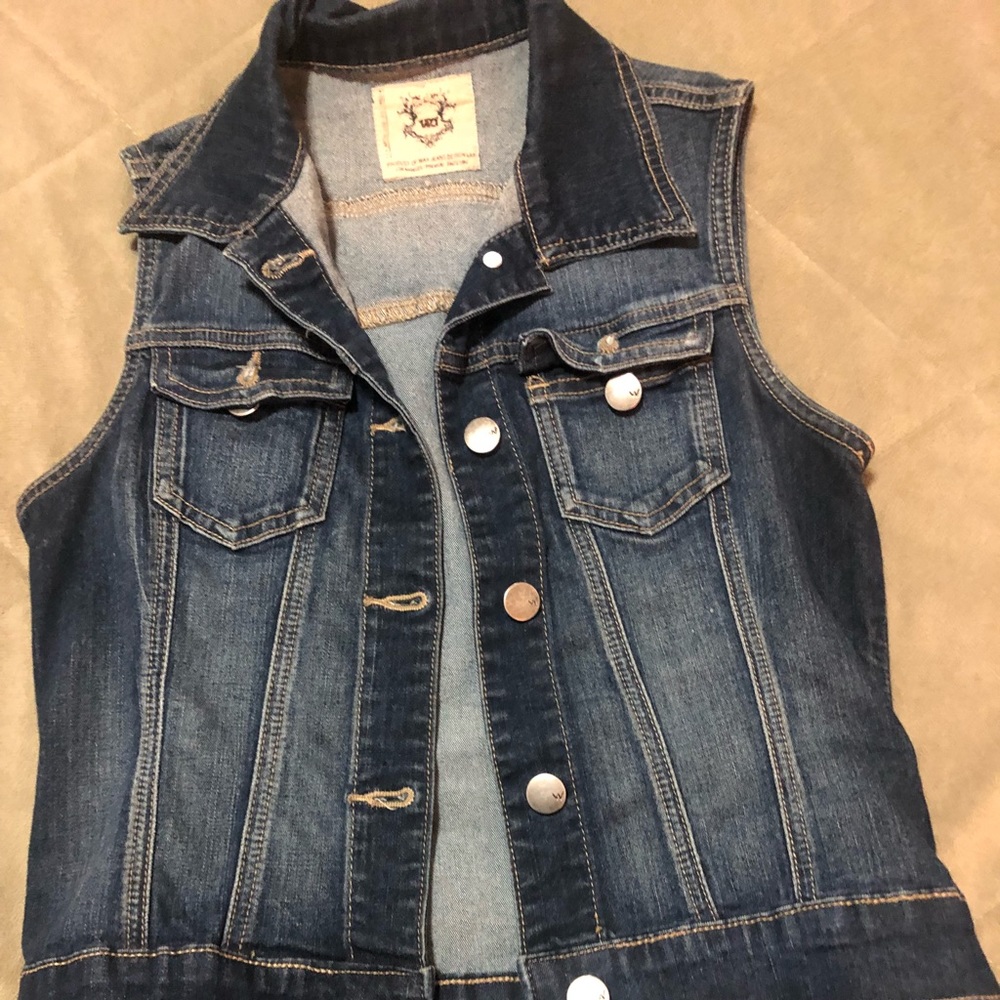 Jean vest